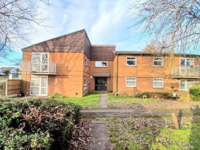 1 Bedroom Flat To Rent In Trumper Road, Stevenage, SG1