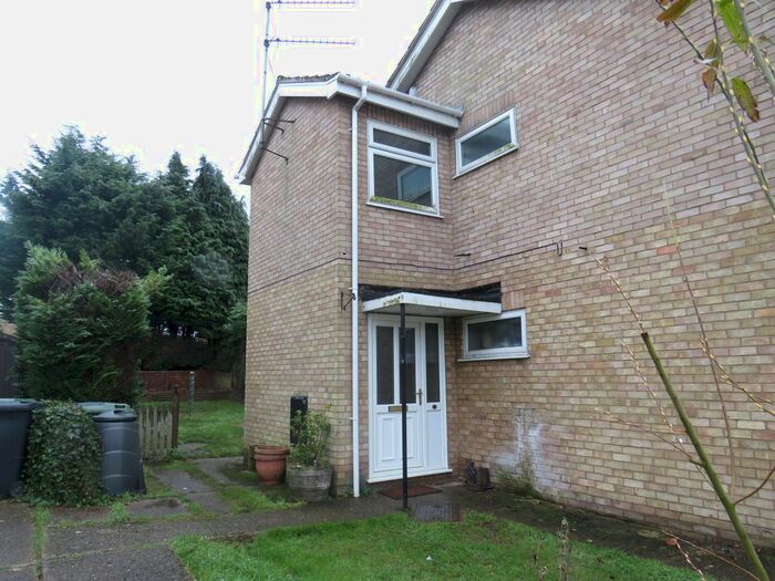 2 Bedroom Maisonette To Rent In Maple Road, Downham Market, PE38