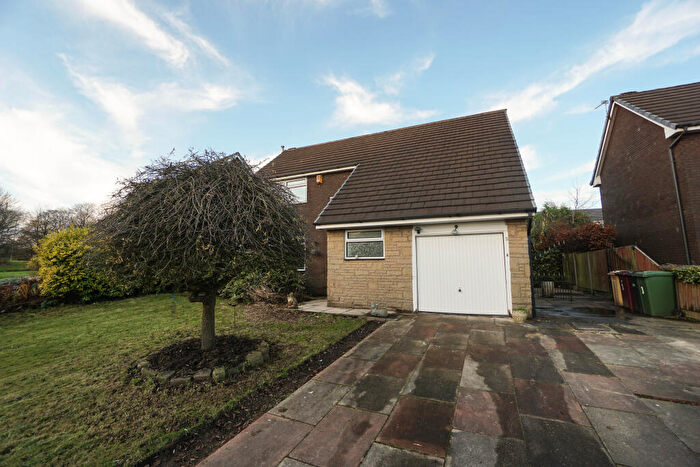 4 Bedroom Detached House To Rent In Wendover Drive, Ladybridge, Bolton, BL3