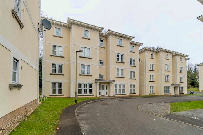 2 Bedroom Flat To Rent In Sylvan Court, Stoke, Plymouth, PL1