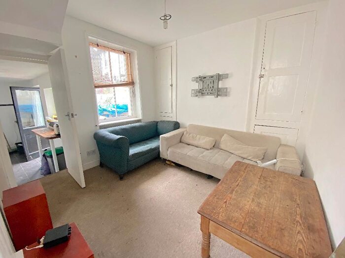 4 Bedroom Semi-Detached House To Rent In Castle Street, Brighton, East Sussex, BN1