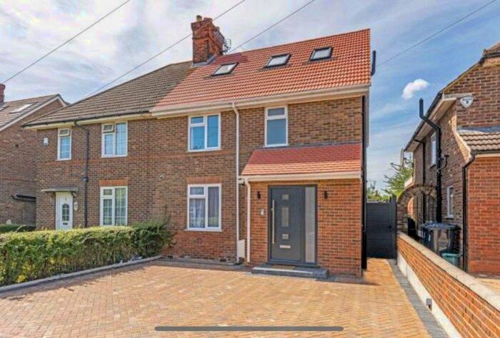 4 Bedroom Semi-Detached House To Rent In Norman Way, London, W3