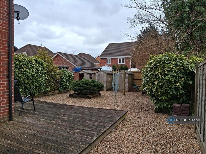 2 Bedroom Semi-Detached House To Rent In Bridge Road, Park Gate, Southampton, SO31