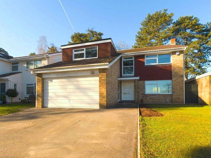 4 Bedroom Detached House To Rent In Terrington Hill, Marlow, SL7