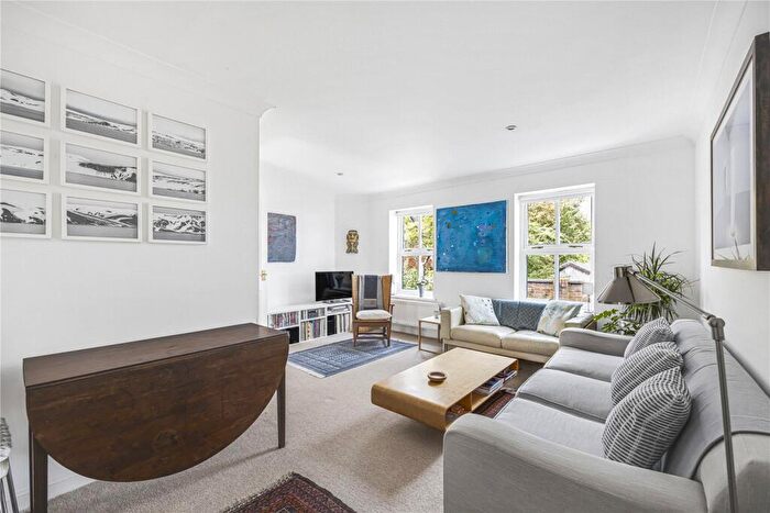 3 Bedroom Semi-Detached House For Sale In Bennett Crescent, Oxford, OX4