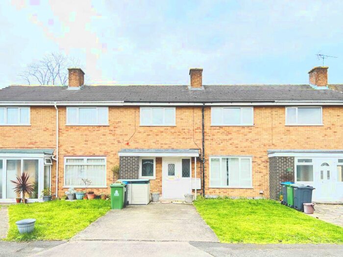 3 Bedroom Terraced House To Rent In Voewood Close, New Malden, KT3