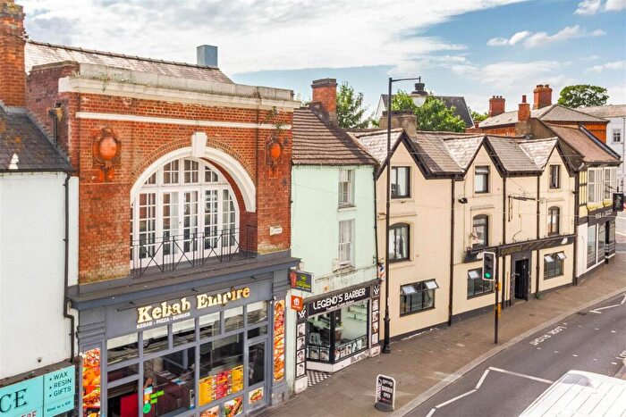 1 Bedroom Flat To Rent In Silver Street Wellingborough, NN8