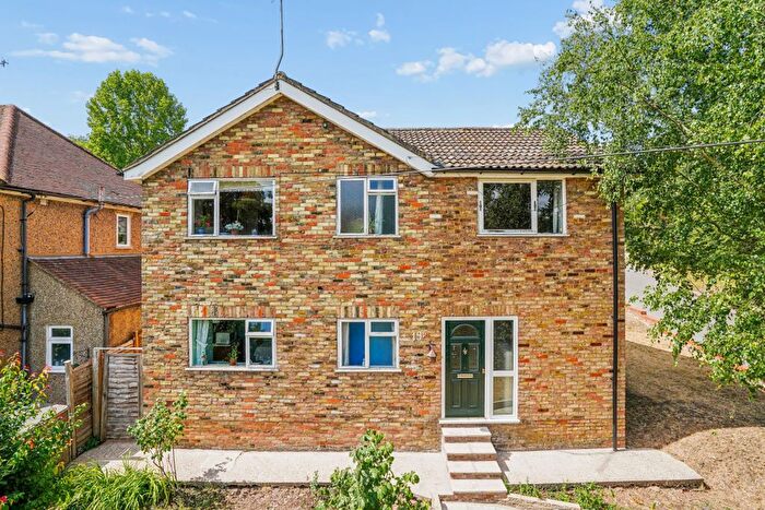 4 Bedroom Detached House For Sale In Wycombe Lane, Wooburn Green, HP10
