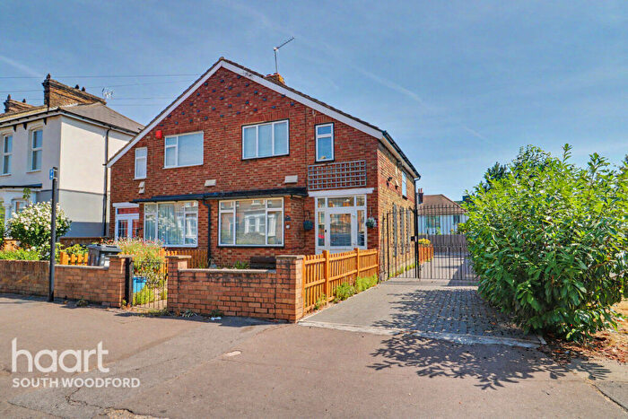 3 Bedroom Semi Detached House For Sale In Malmesbury Road, London, E18