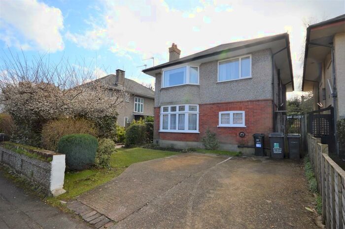 3 Bedroom Flat To Rent In Talbot Road, Winton, BH9