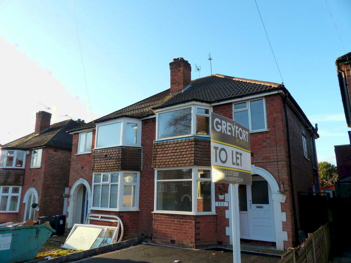 3 Bedroom Semi-Detached House To Rent In Cherington Road, Selly Oak, Birmingham, B29