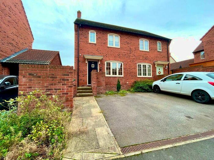 3 Bedroom Semi-Detached House For Sale In Baker Avenue, Gringley-On-The-Hill, Doncaster, DN10