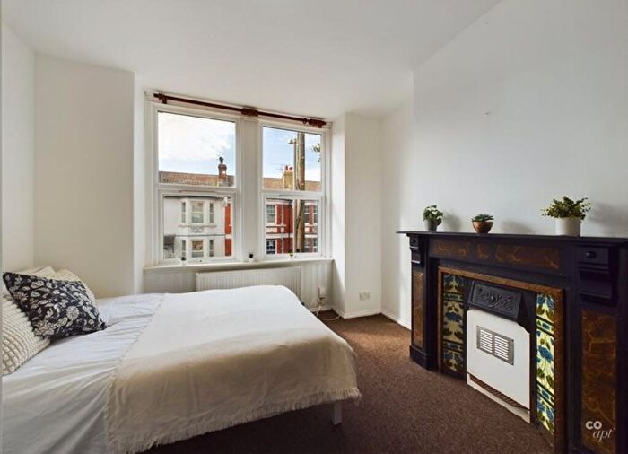 2 Bedroom Flat To Rent In Riley Road, Brighton, BN2