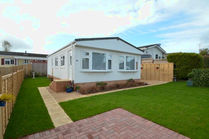 2 Bedroom Park Home For Sale In Woodlands Park, Tedburn St Mary, Exeter, EX6