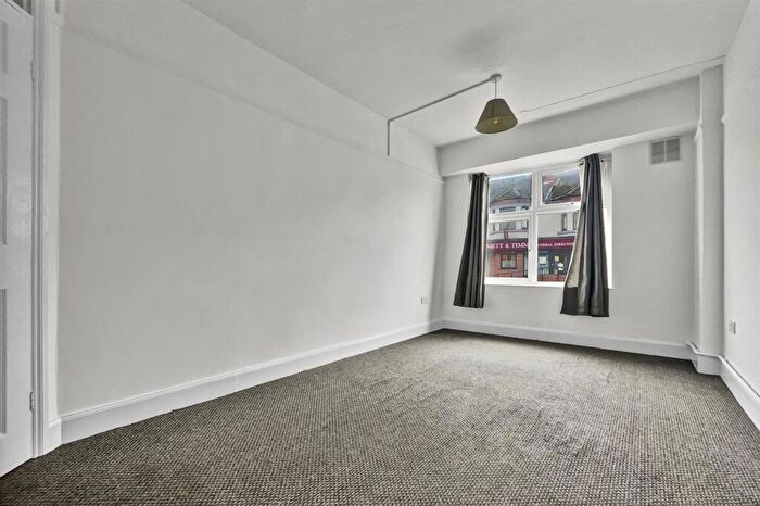 2 Bedroom Flat To Rent In Albany Road, Coventry, CV5