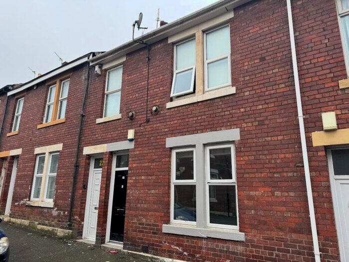 2 Bedroom Flat To Rent In Barrasford Street, Wallsend, NE28