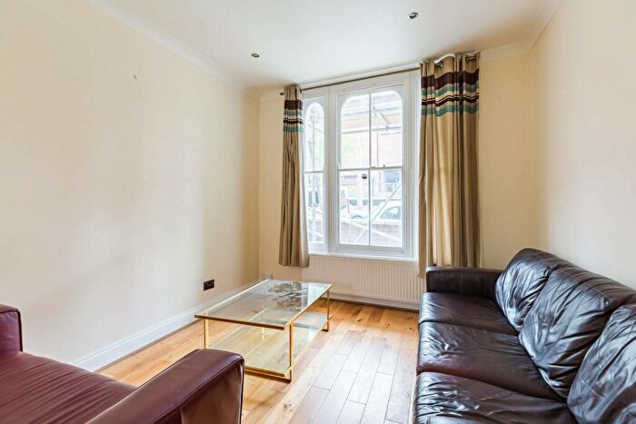 3 Bedroom House To Rent In St Marks Villas Moray Road, Hornsey, London, N4