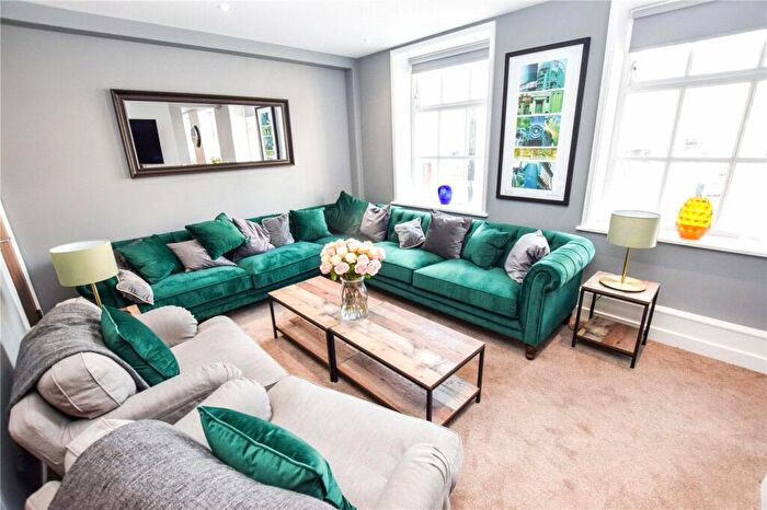 1 Bedroom Flat To Rent In Swan Street, Manchester, Greater Manchester, M4