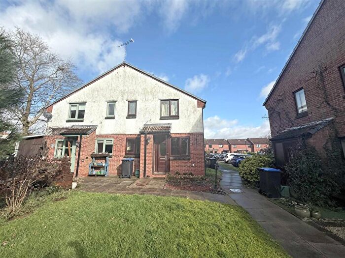 1 Bedroom House For Sale In William Tarver Close, Warwick, CV34