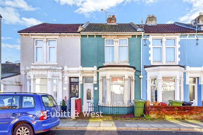 3 Bedroom Terraced House For Sale In New Road East, Portsmouth, Hampshire, PO2