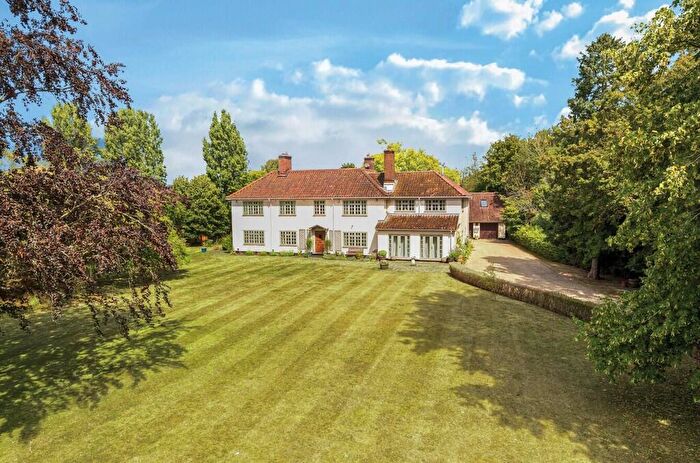 6 Bedroom Detached House For Sale In Little Whelnetham, Bury St Edmunds, IP30