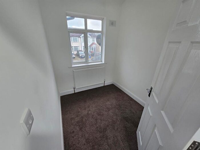 4 Bedroom Terraced House To Rent In St. Peters Road, Southall, UB1