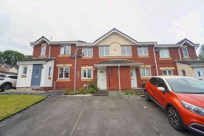 2 Bedroom Mews To Rent In Rosewood Close, Chorley, PR7