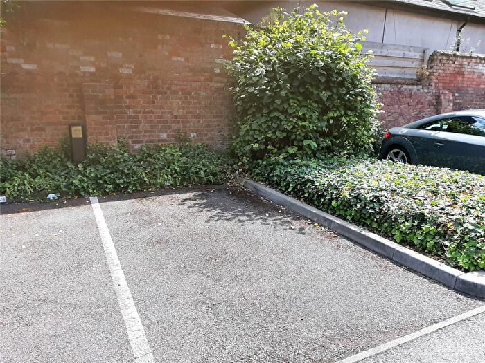 2 Bedroom Flat For Sale In Loughborough Road, West Bridgford, Nottingham, Nottinghamshire, NG2