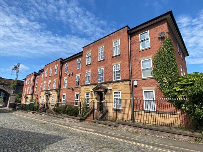 2 Bedroom Apartment To Rent In Potato Wharf, Castefield, Manchester, M3