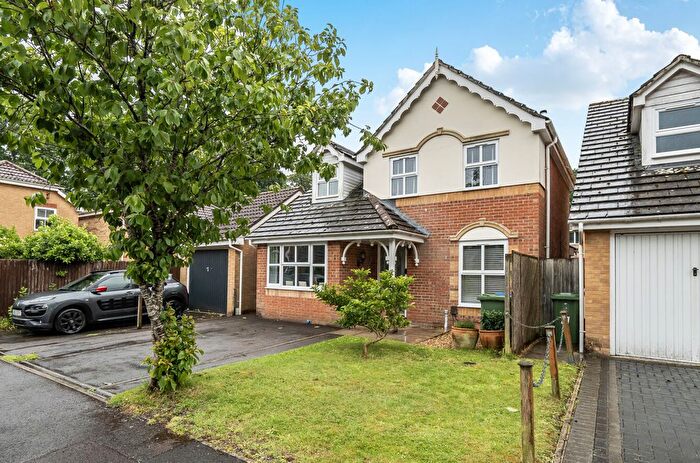4 Bedroom Detached House For Sale In Andersen Close, Whiteley, Fareham, Hampshire, PO15