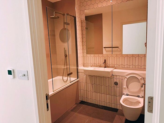 1 Bedroom Flat To Rent In Ashley Road, London, N17