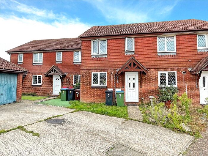 3 Bedroom Terraced House To Rent In Crundens Corner, Rustington, Littlehampton, BN16