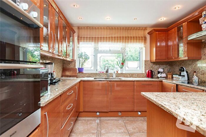 4 Bedroom Detached House For Sale In Tyle Green, Emerson Park, RM11