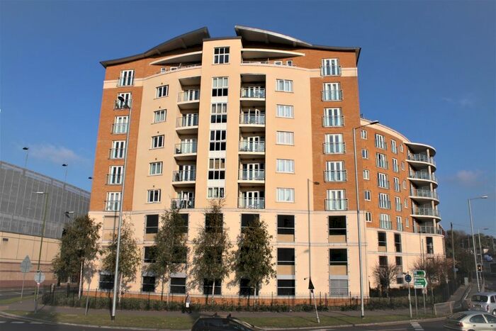 1 Bedroom Flat To Rent In Handleys Court, Selden Hill, Hemel Hempstead, Hertfordshire, HP2