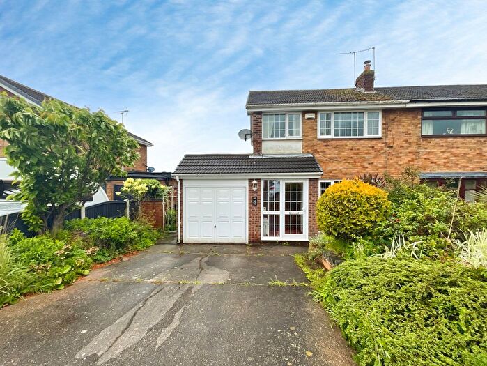 3 Bedroom Semi Detached House For Sale In Birkland Avenue, Mansfield, NG19