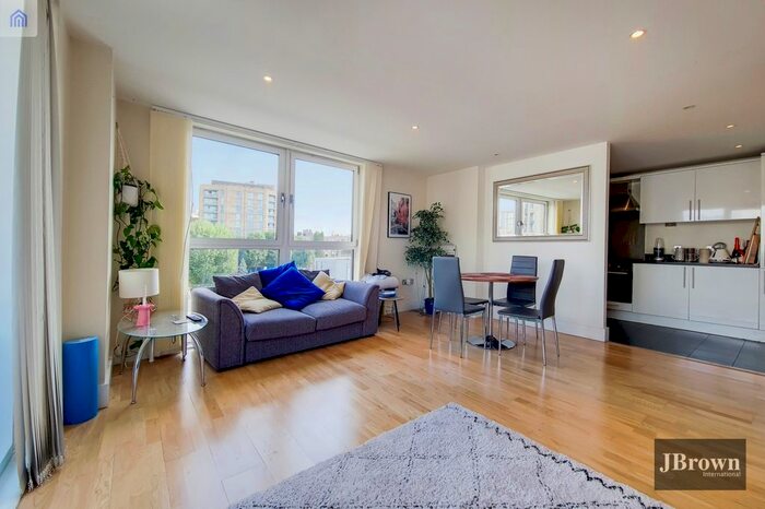 2 Bedroom Flat To Rent In Torrent Lodge, London, SE10