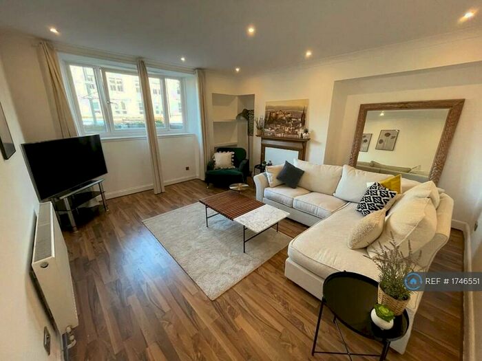2 Bedroom Flat To Rent In Leith Walk, Edinburgh, EH6
