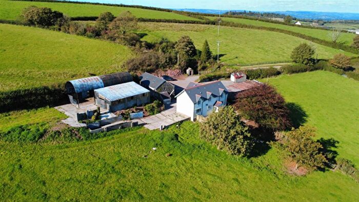3 Bedroom Smallholding For Sale In Carmel, Llanelli, SA14