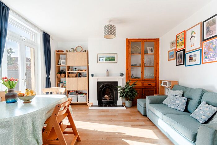 3 Bedroom Semi Detached House For Sale In Eden Grove, Northville, Bristol, BS7