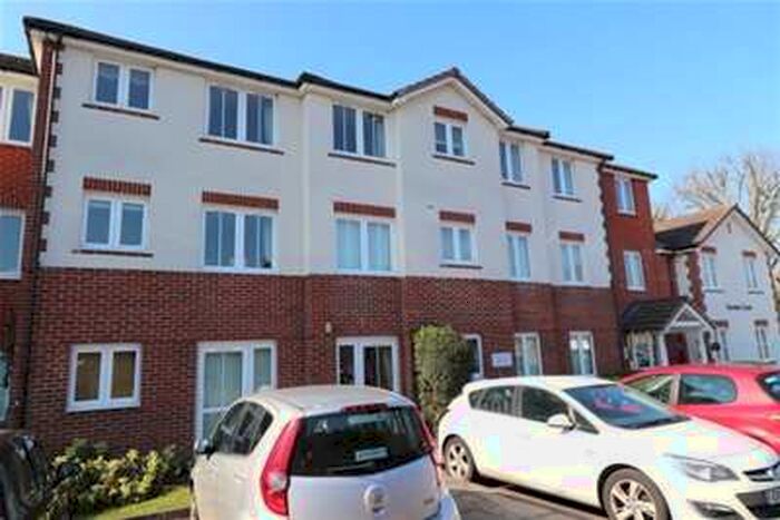 1 Bedroom Flat To Rent In Warley - Brentwood, CM14