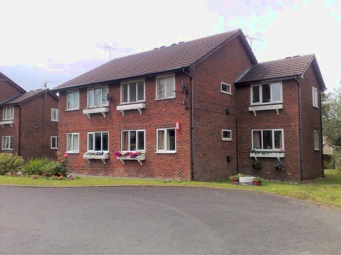 1 Bedroom Ground Flat To Rent In Millersdale Court, Shirebrook Park, SK13