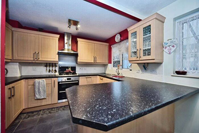 3 Bedroom Semi Detached House For Sale In Vectis Drive, Sittingbourne, ME10