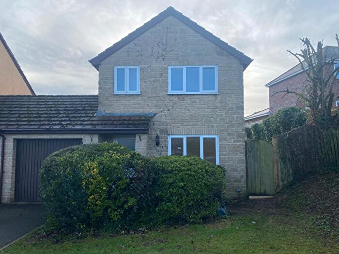 3 Bedroom Detached House To Rent In Honeymead Lane, Sturminster Newton, Dorset, DT10