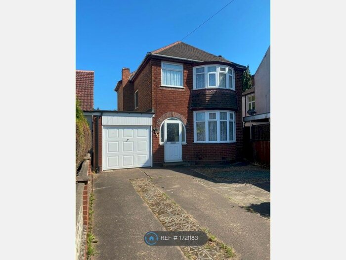 3 Bedroom Detached House To Rent In Causeway Green Road, Oldbury, B68