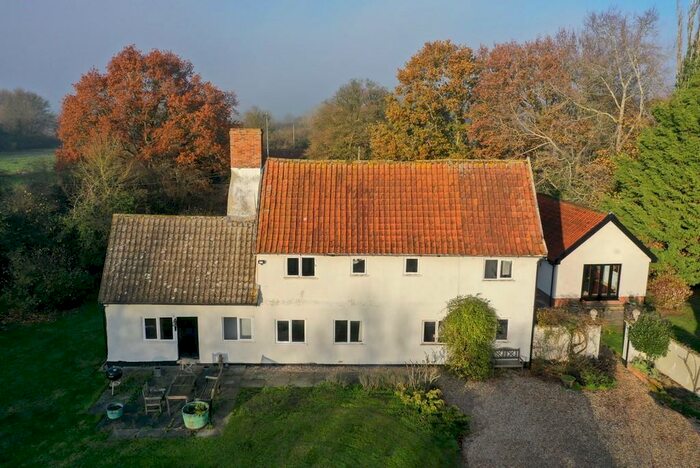 5 Bedroom Farm House For Sale In Wickham Skeith, IP23