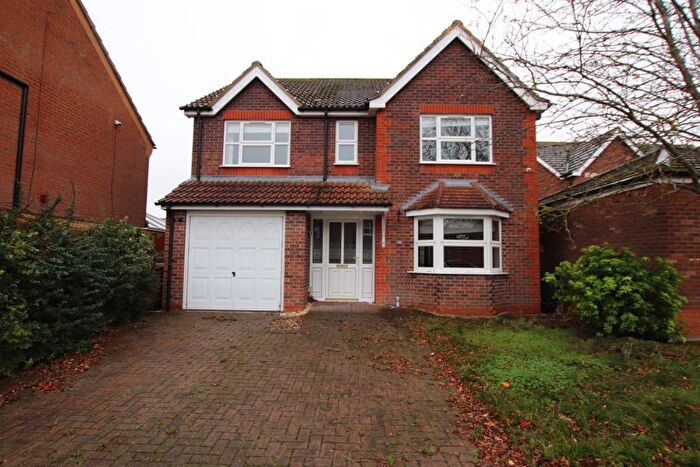 4 Bedroom Detached House For Sale In Midfield Road, Humberston, DN36