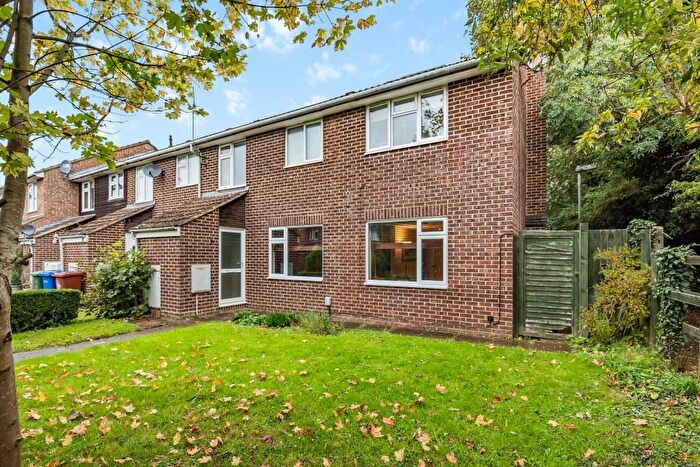 3 Bedroom Detached House For Sale In Rutters Close, Kidlington, OX5