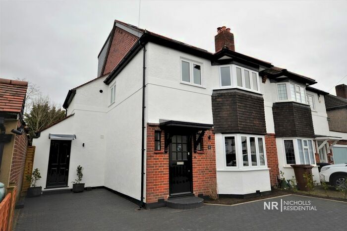 5 Bedroom Semi-Detached House To Rent In Gosfield Road, Epsom, Surrey., KT19