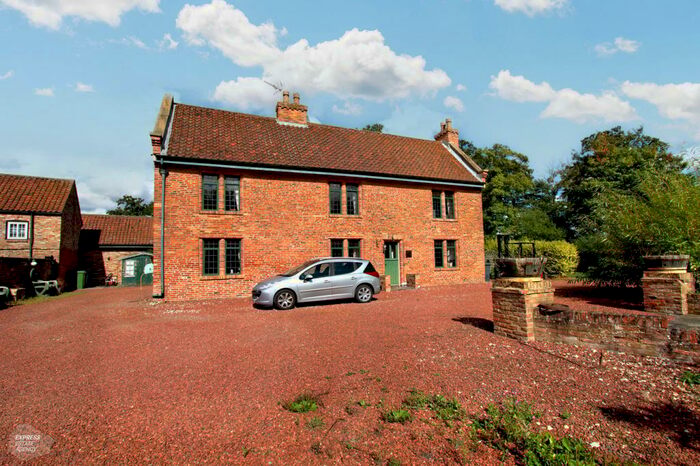 4 Bedroom Detached House For Sale In Selby Road, Howden, Goole, DN14