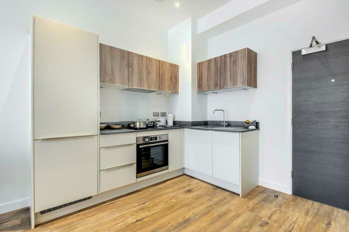 2 Bedroom Apartment To Rent In Swindon, Wiltshire, SN2